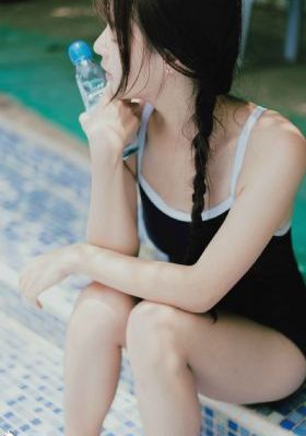 一二三四高清免费播放视频_BD国语迅雷电影在线